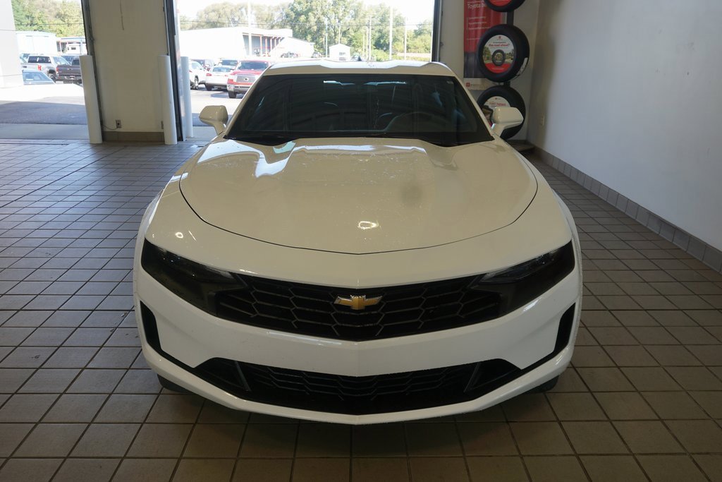 Used 2022 Chevrolet Camaro LT w/ Technology Package image 15