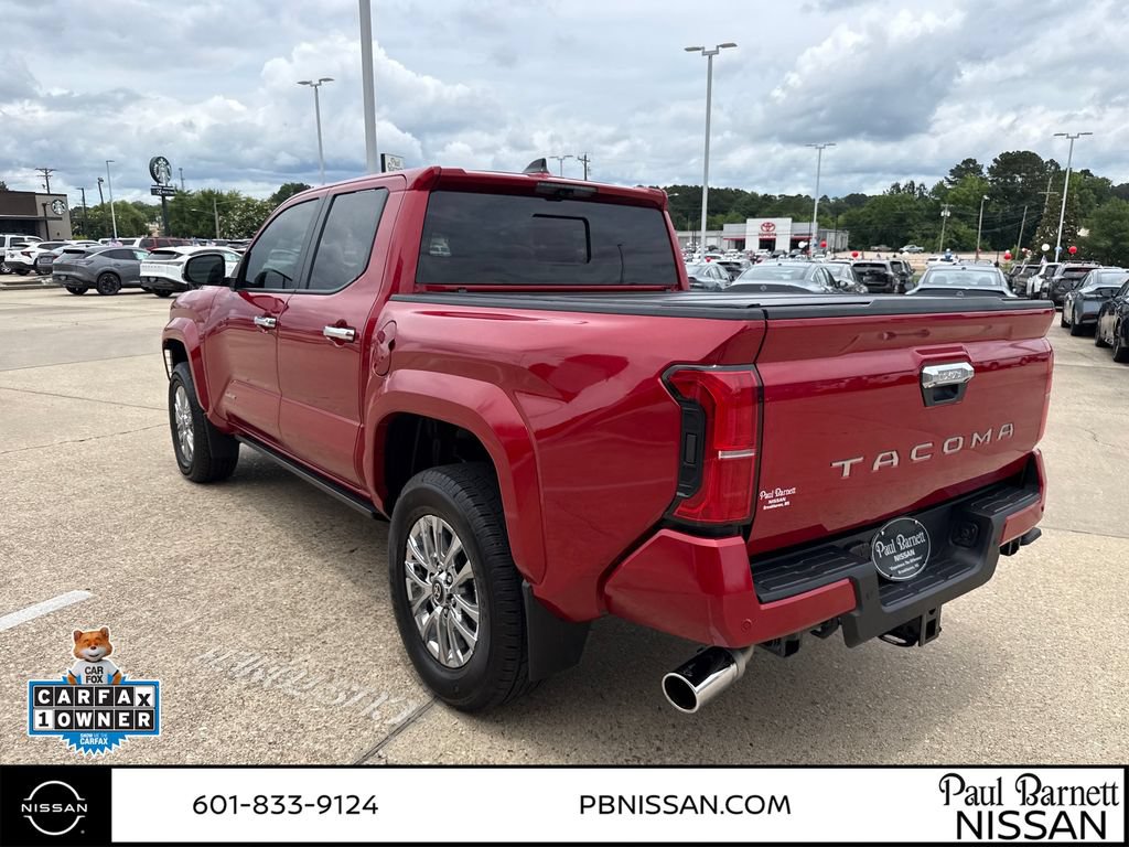 Used 2025 Toyota Tacoma Limited AWD/4WD image 15
