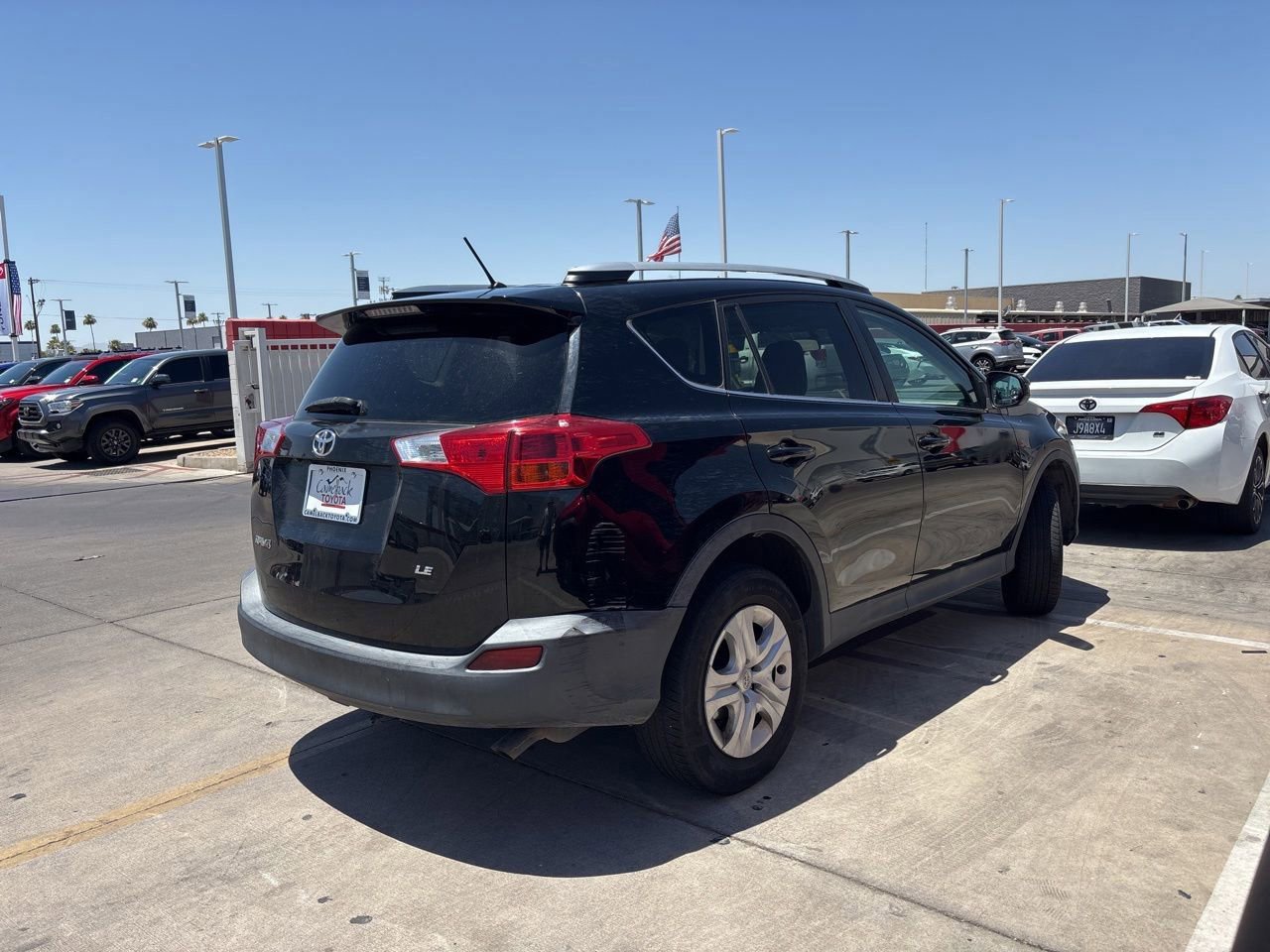 Used 2015 Toyota RAV4 LE FWD image 3