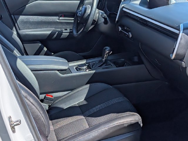 Used 2025 MAZDA CX-50 AWD 2.5 S w/ Preferred Package image 9