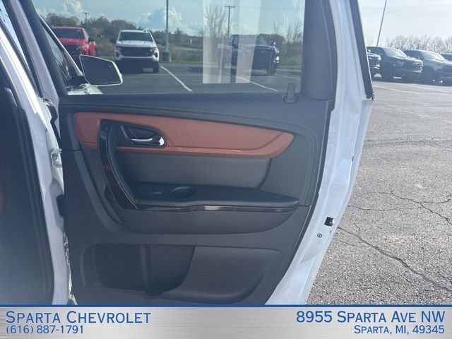 Used 2017 Chevrolet Traverse Premier FWD image 21