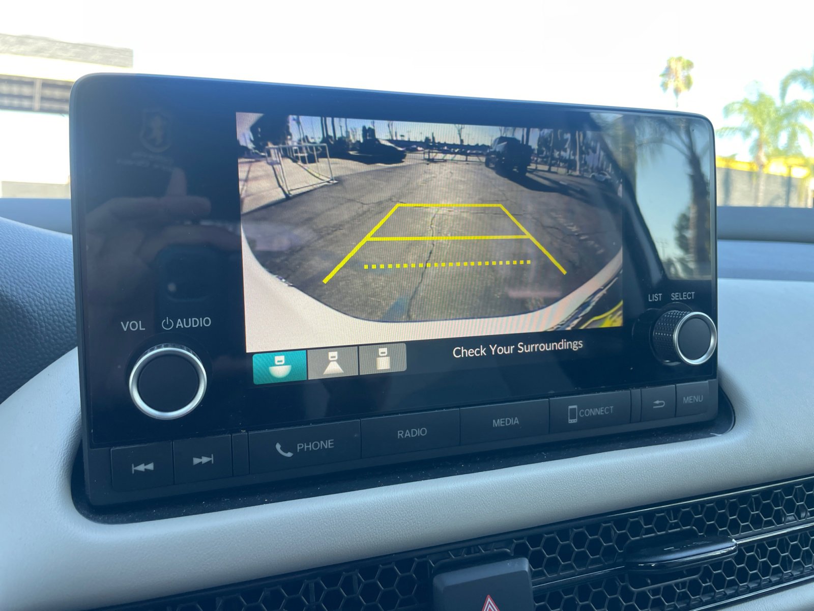 Used 2023 Honda HR-V LX image 18