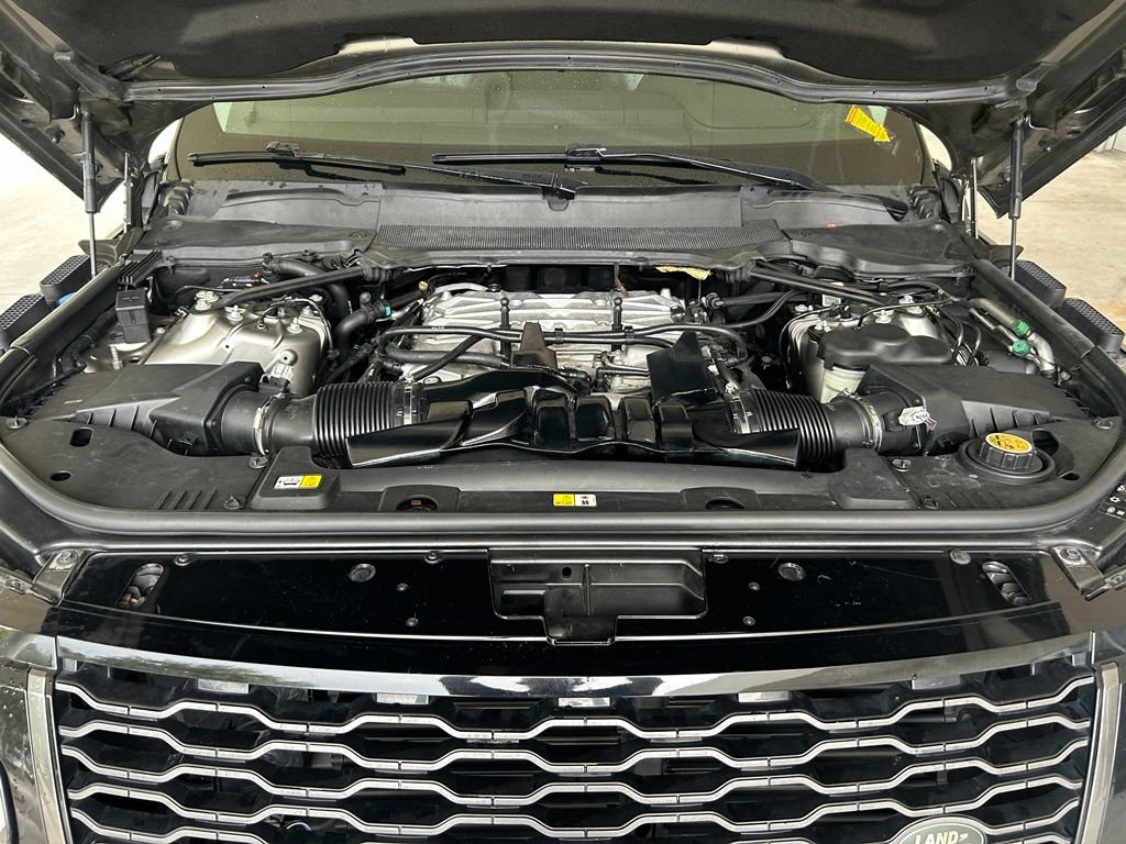 Used 2019 Land Rover Range Rover Supercharged AWD/4WD image 13