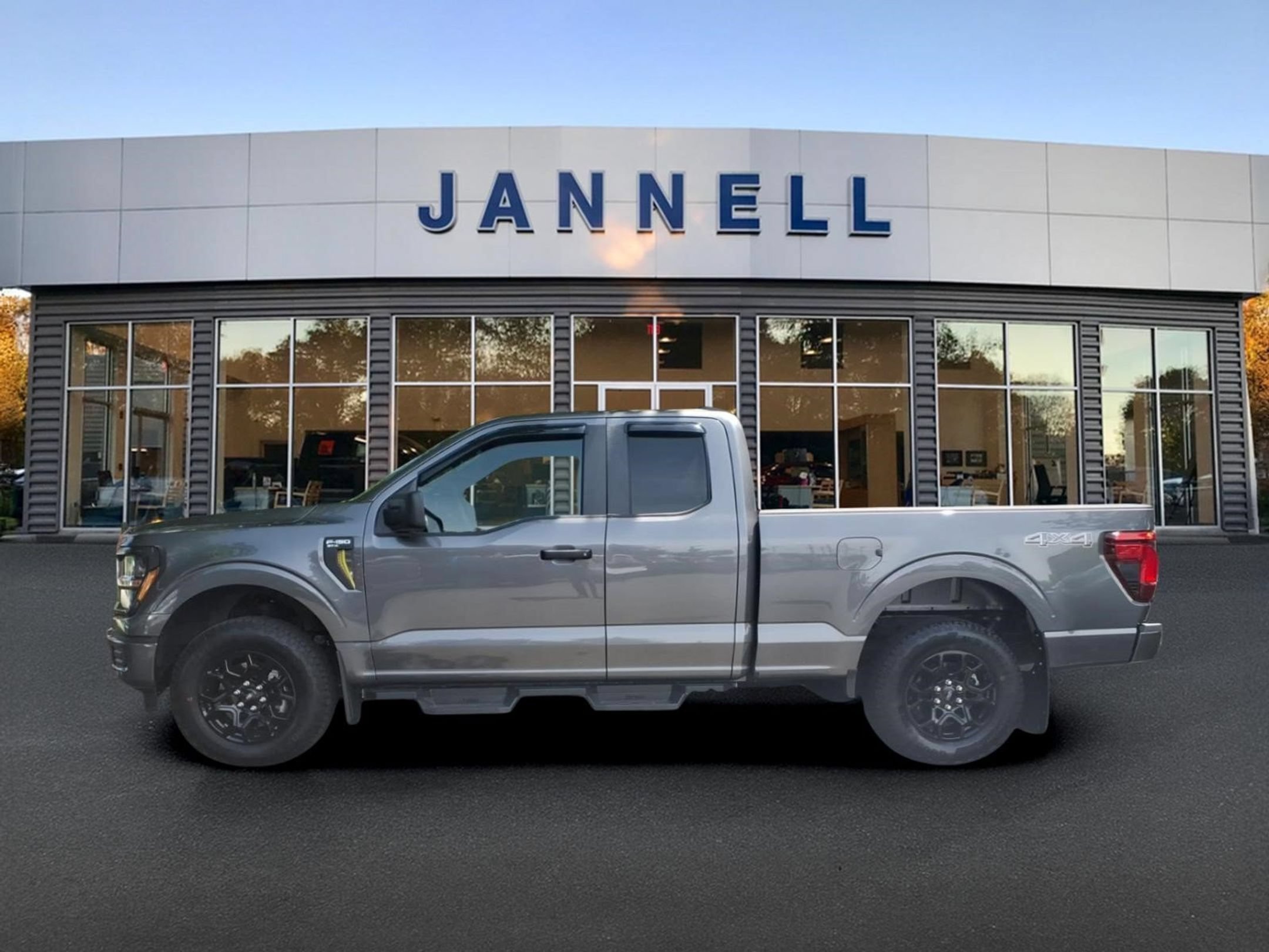 Used 2025 Ford F150 STX AWD/4WD image 9