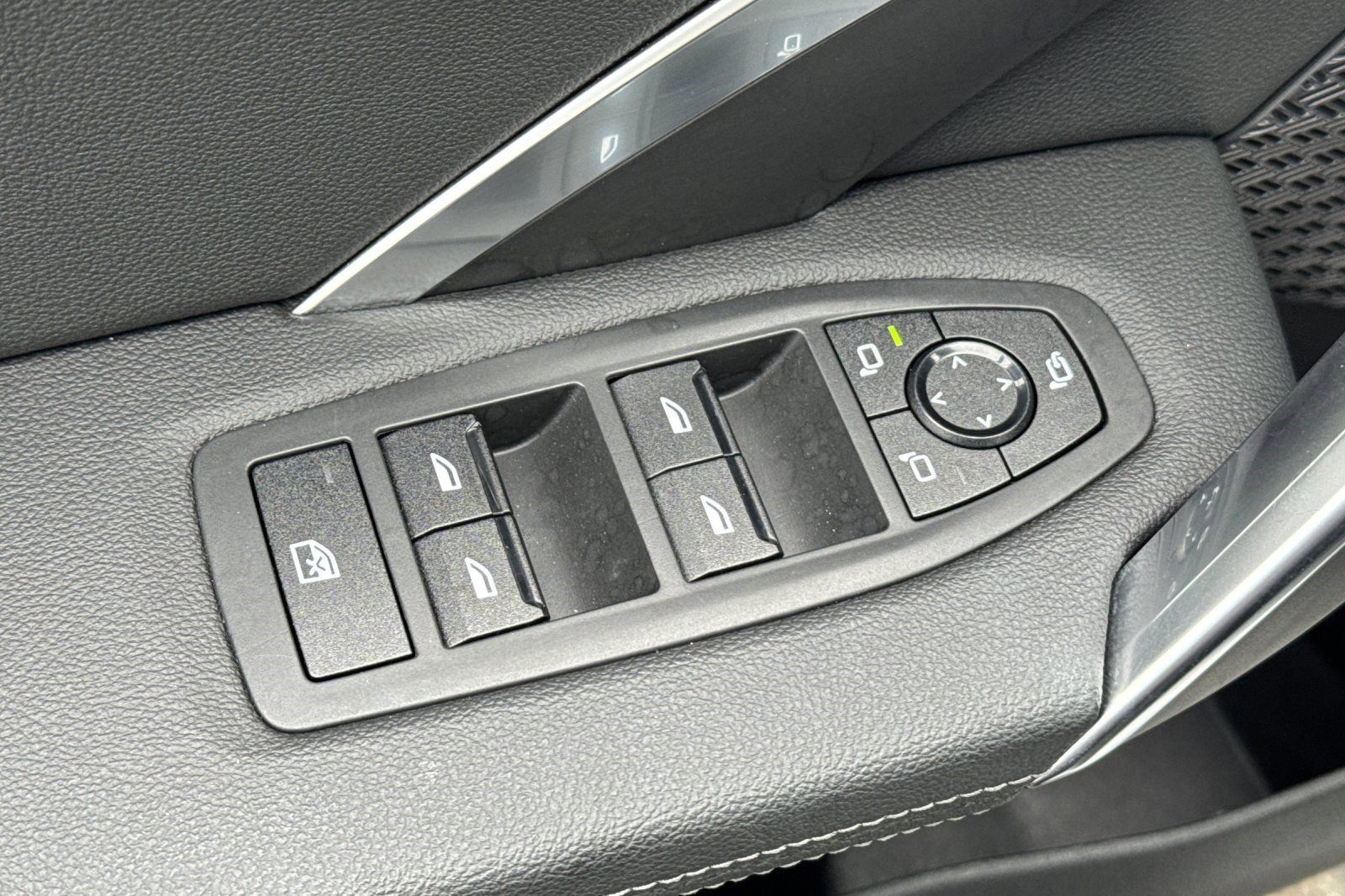 Certified 2023 BMW X1 xDrive28i w/ Premium Package image 14