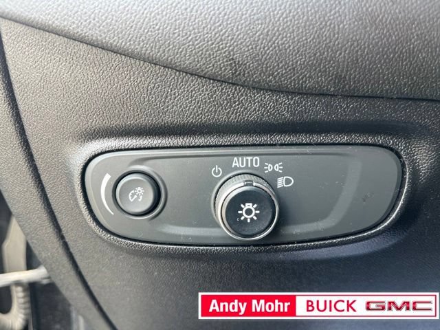 Used 2019 Chevrolet Equinox LS AWD/4WD image 24