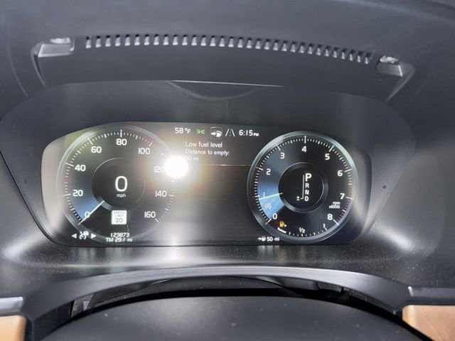 Used 2017 Volvo S90 T6 Inscription w/ Vision Package image 29