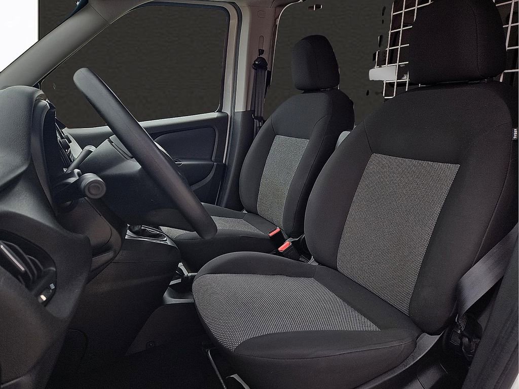 Used 2020 RAM ProMaster City Tradesman image 11