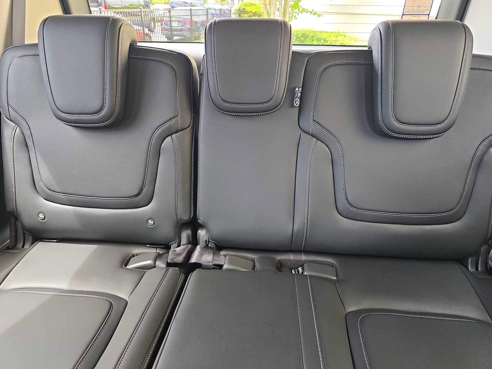 New 2026 INFINITI QX80 Pure w/ Cargo Package image 10