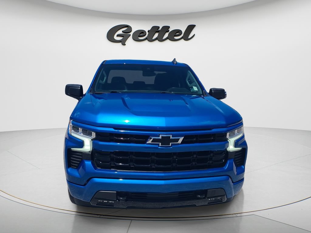 Used 2023 Chevrolet Silverado 1500 RST RWD image 2