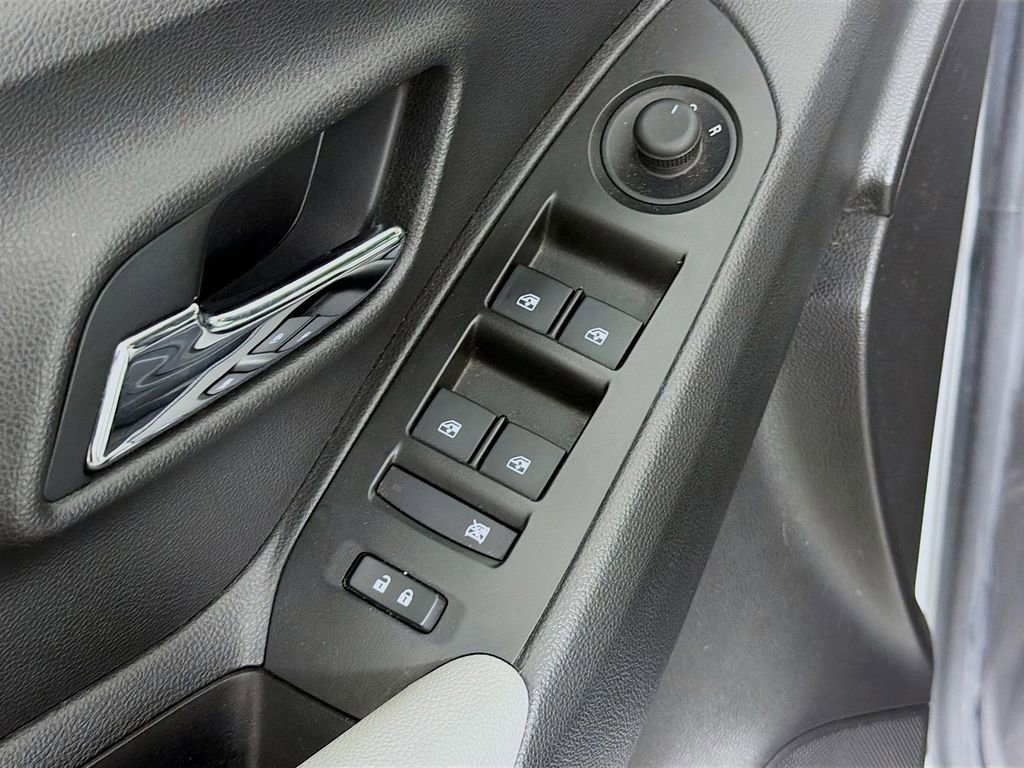 Used 2021 Chevrolet Trax LT w/ Sport Edition image 20