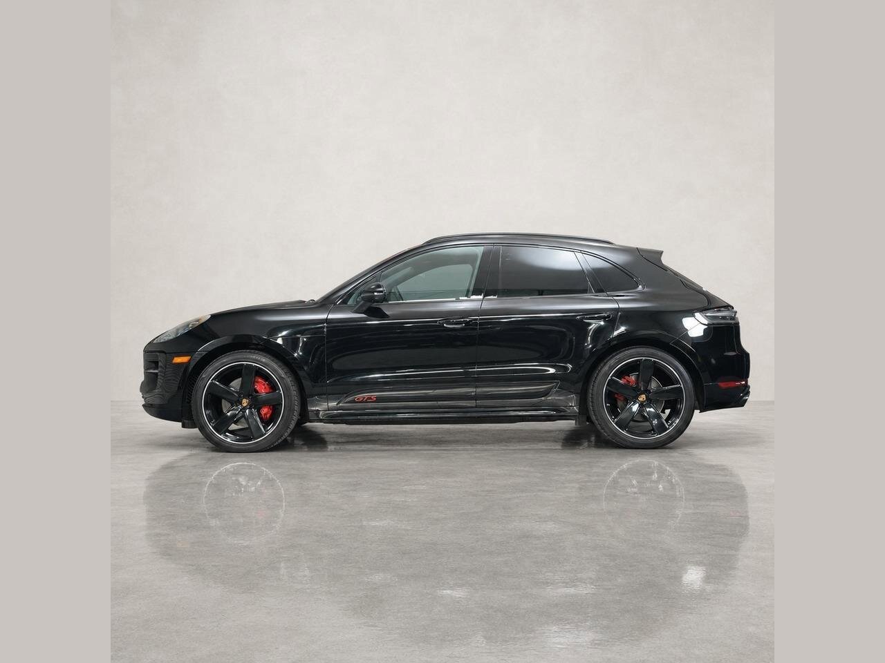 Used 2020 Porsche Macan GTS AWD/4WD image 5