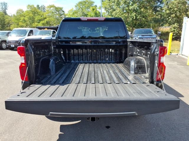 Used 2023 Chevrolet Silverado 1500 Custom AWD/4WD image 10