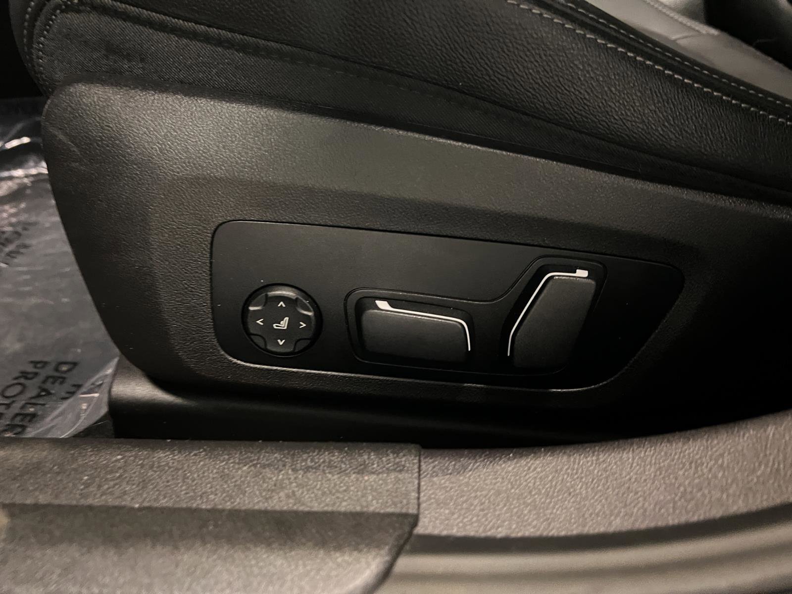 Used 2024 BMW 330i xDrive Sedan image 26