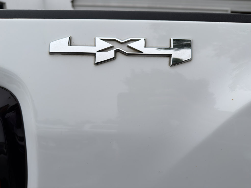 Used 2022 GMC Sierra 2500 Pro w/ Convenience Package AWD/4WD image 9
