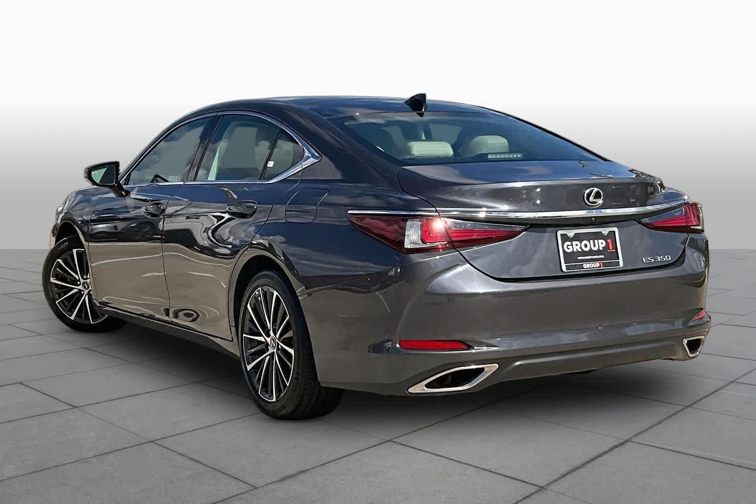 Used 2025 Lexus ES 350 w/ Premium Package FWD image 12