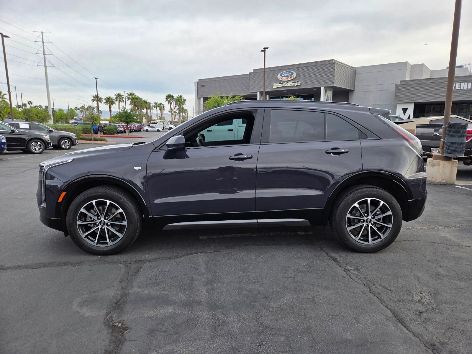 Used 2024 Cadillac XT4 Sport w/ Cold Weather Package image 3