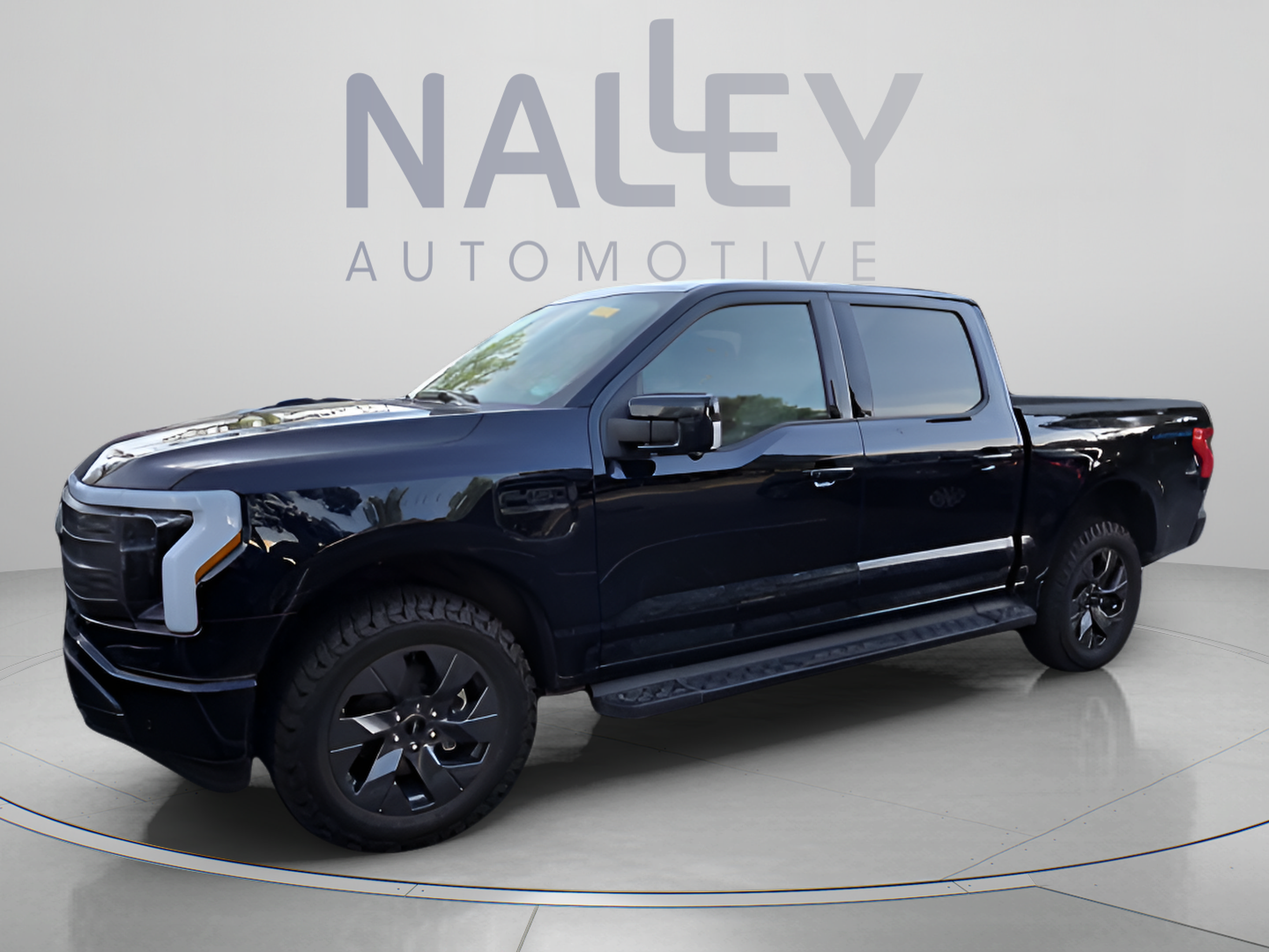 Used 2023 Ford F150 Lightning Lariat