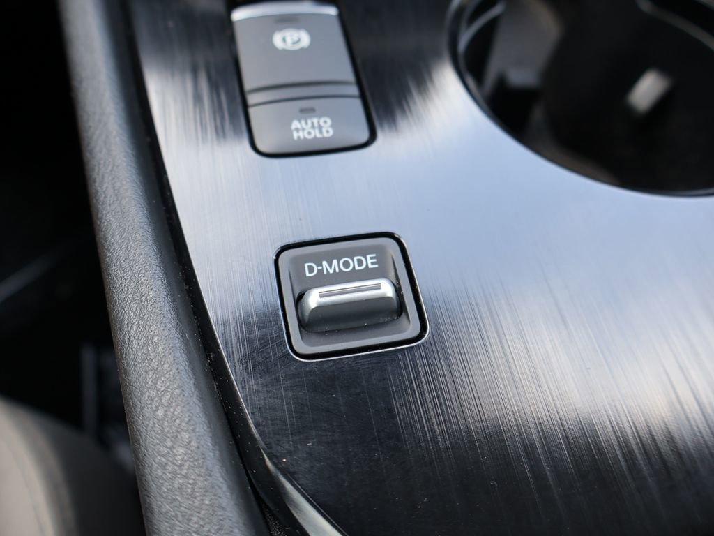 Used 2023 Nissan Rogue SV FWD image 44