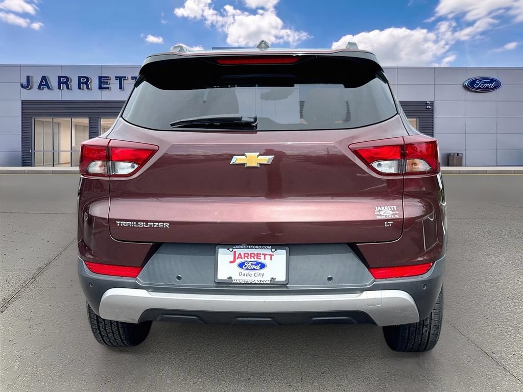 Used 2022 Chevrolet TrailBlazer LT w/ Convenience Package FWD image 6
