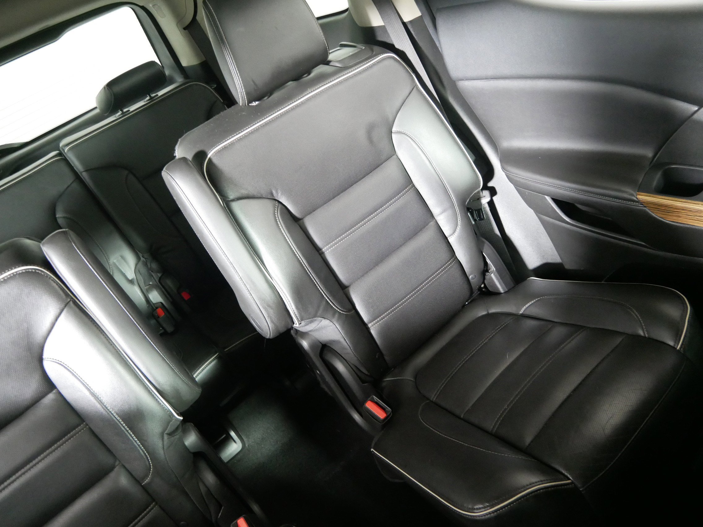 Used 2017 GMC Acadia Denali image 14