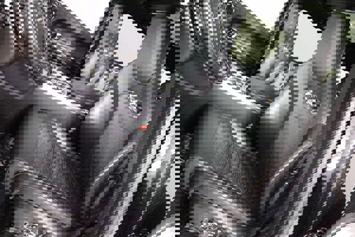 Used 2018 Land Rover Range Rover Sport SVR image 10