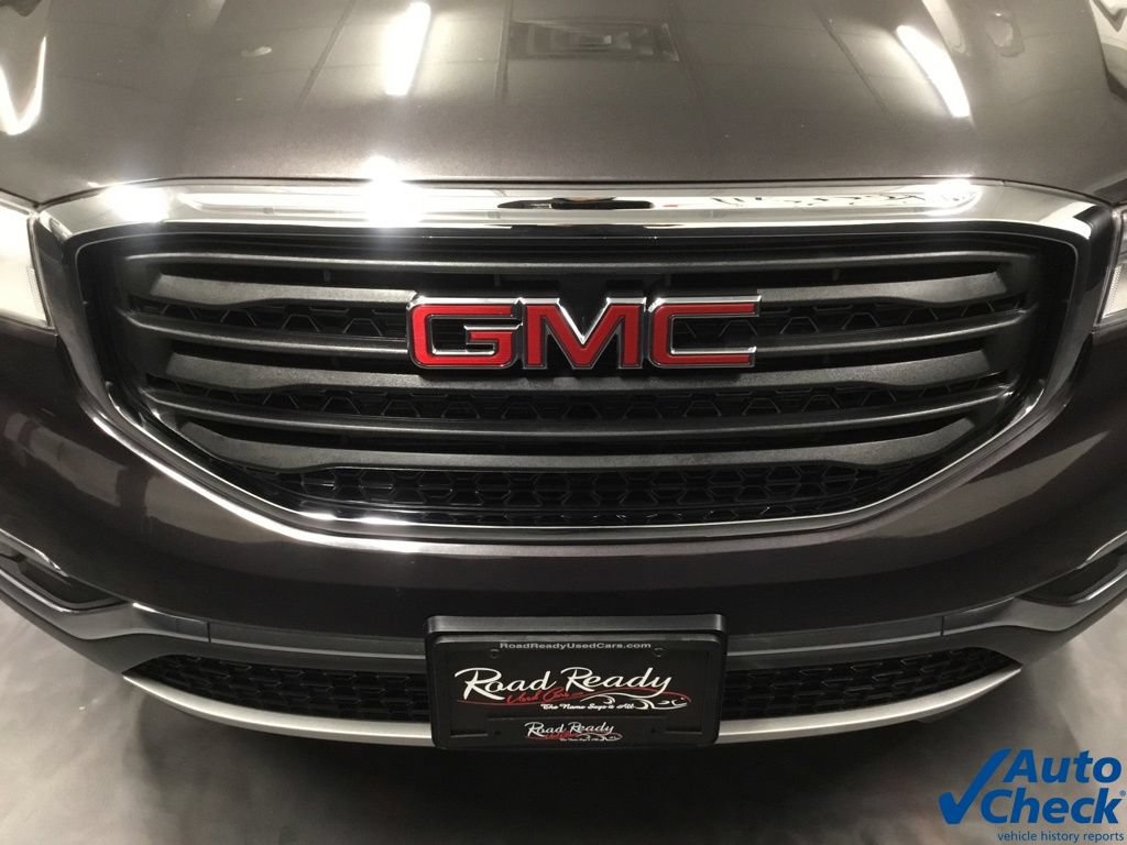 Used 2018 GMC Acadia SLE w/ LPO, Floor Liner Package AWD/4WD image 16