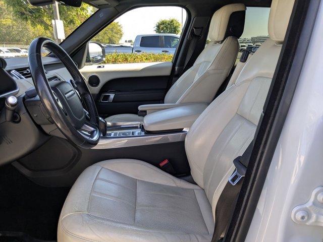 Used 2020 Land Rover Range Rover Sport HSE image 13