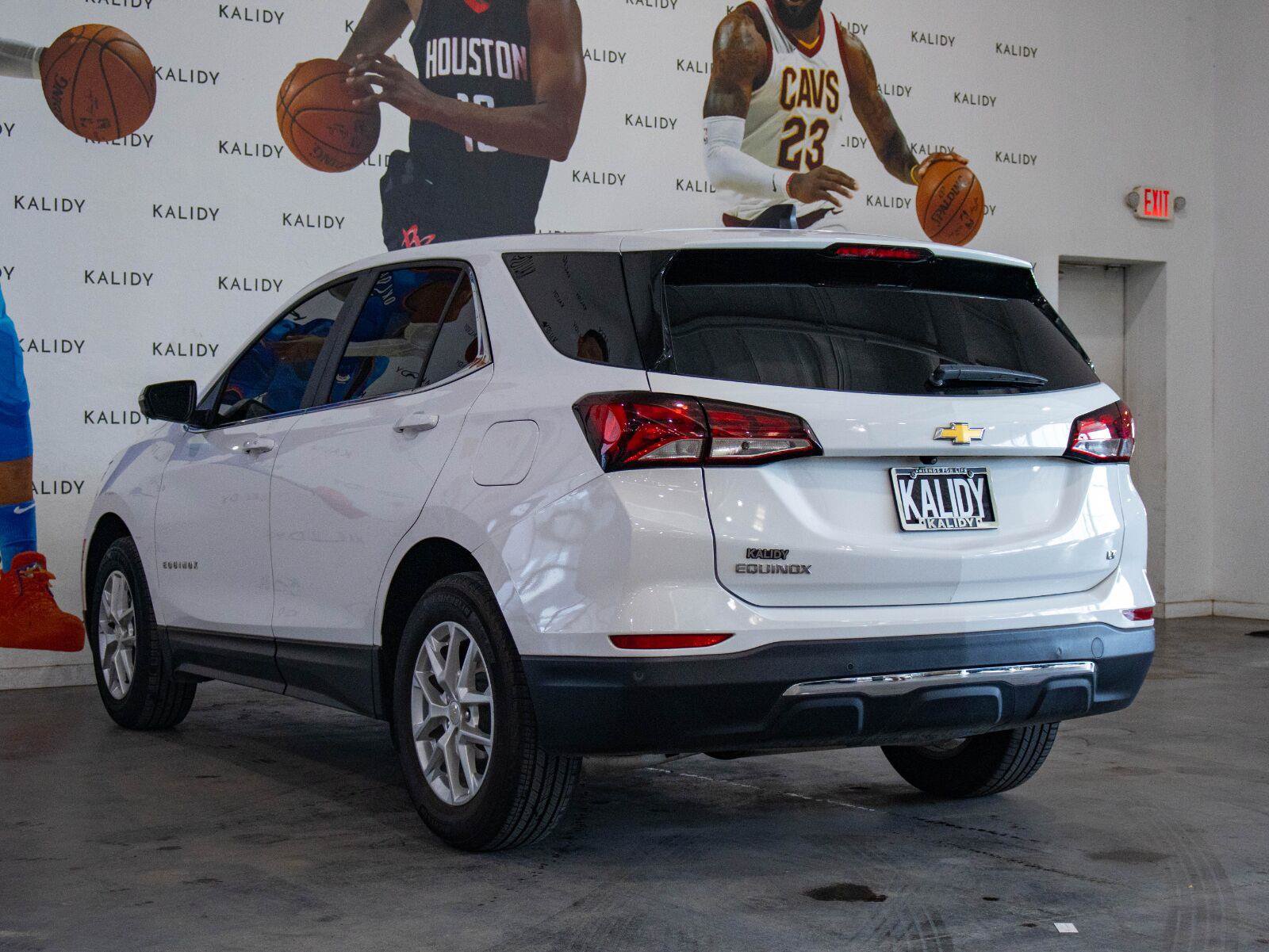 Used 2024 Chevrolet Equinox LT FWD image 21