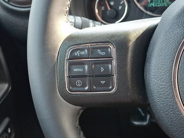 Used 2018 Jeep Wrangler Unlimited Sport S AWD/4WD image 25