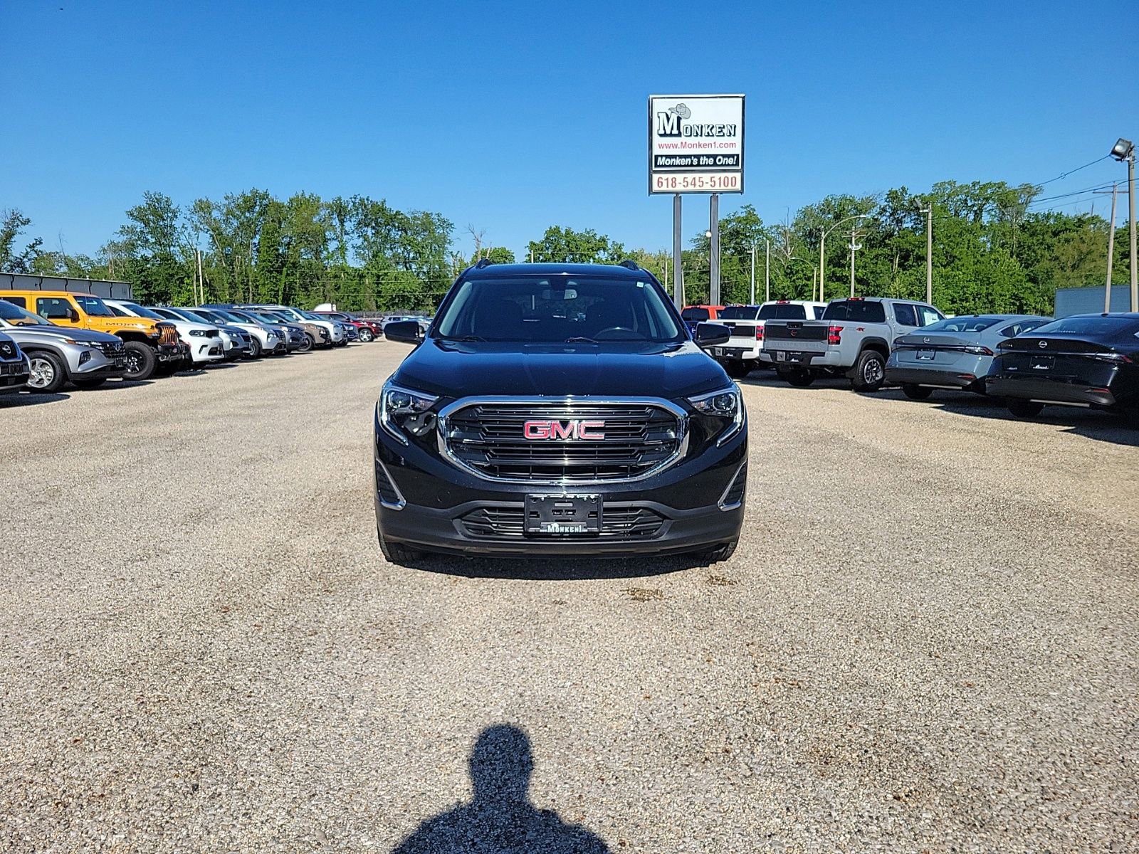 Used 2019 GMC Terrain SLE w/ Driver Convenience Package FWD image 6