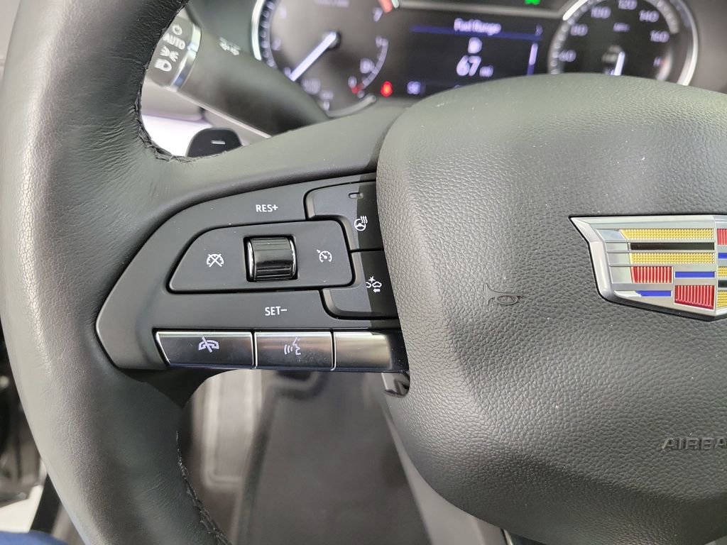 Certified 2023 Cadillac XT4 Luxury w/ Cold Weather Package FWD image 17