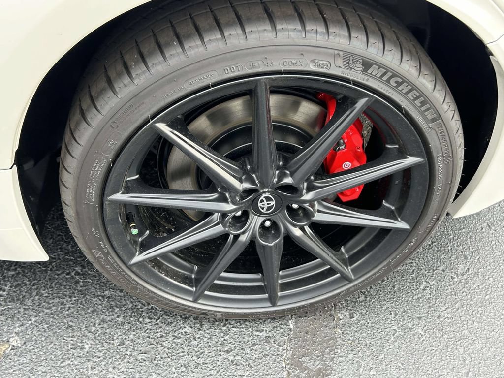 New 2026 Toyota GR86 Premium w/ Performance Package RWD image 9