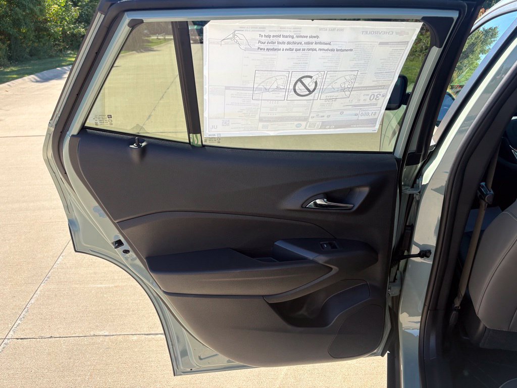 New 2026 Chevrolet Trax ACTIV w/ Sunroof Package FWD image 40