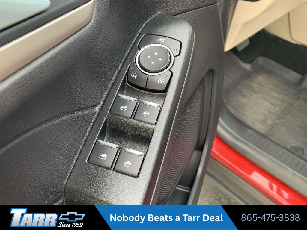 Used 2022 Ford Escape SEL w/ Class II Trailer Tow Package image 15