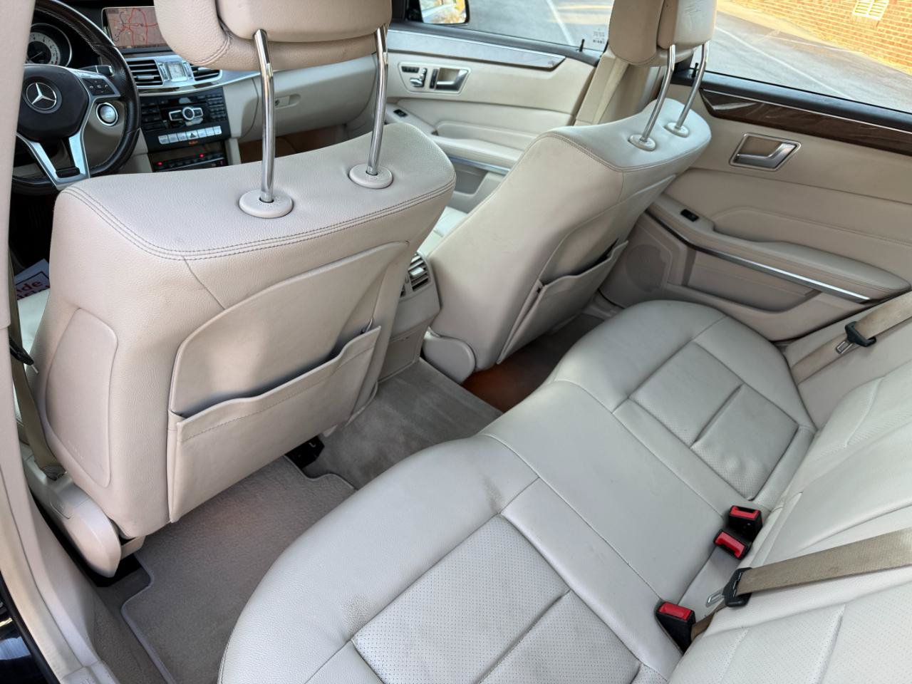 Used 2014 Mercedes-Benz E 350 4MATIC Sedan image 31