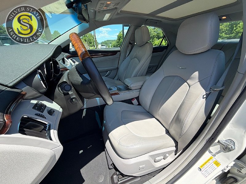 Used 2010 Cadillac CTS Performance w/ Performance Luxury Package RWD image 12