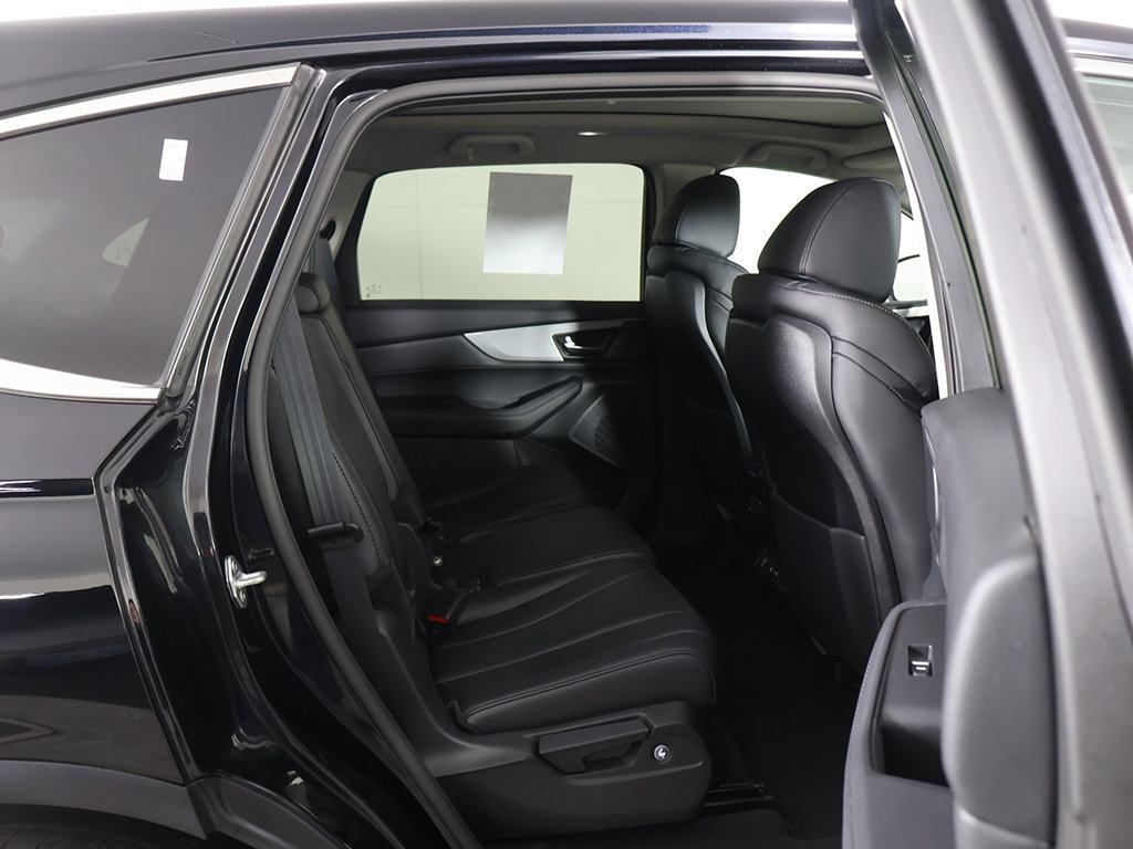 Used 2023 Acura MDX SH-AWD image 30