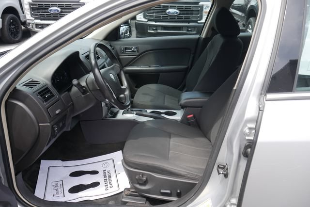 Used 2011 Mercury Milan w/ 102A Rapid Spec Order Code FWD image 2
