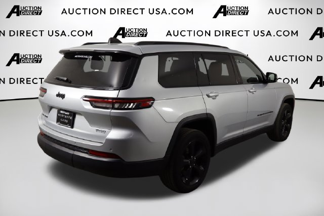 Used 2023 Jeep Grand Cherokee L Laredo AWD/4WD image 49