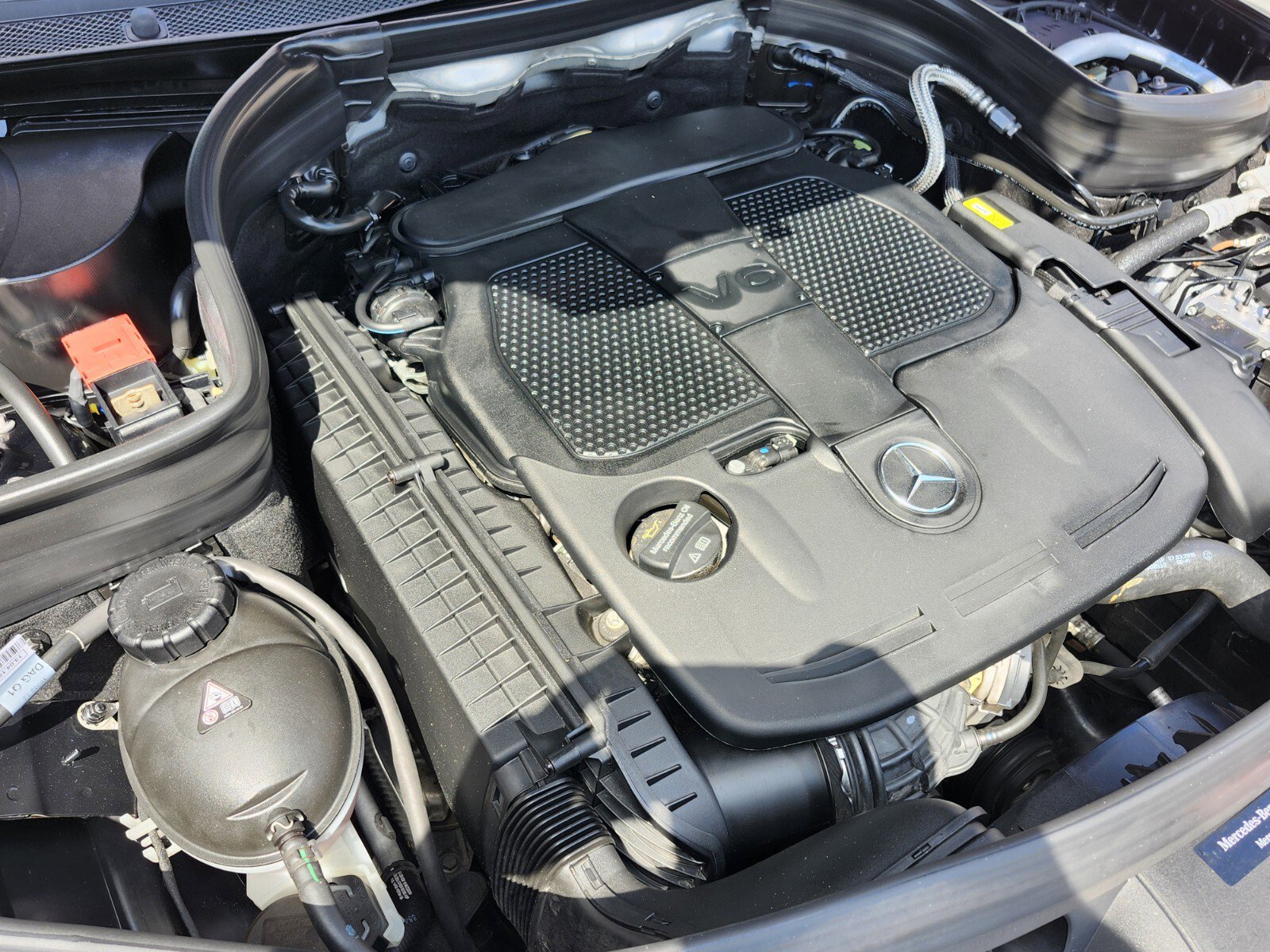 Used 2015 Mercedes-Benz GLK 350 2WD image 16