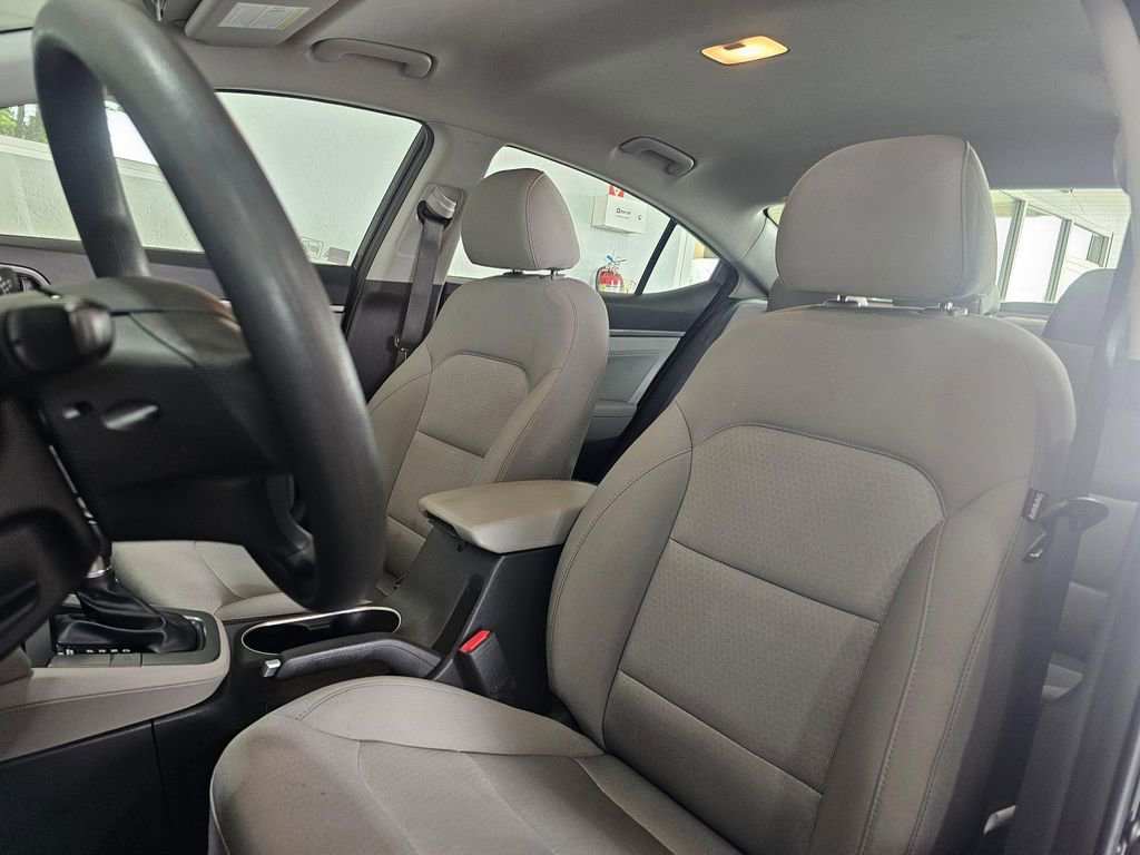 Used 2018 Hyundai Elantra SEL FWD image 49