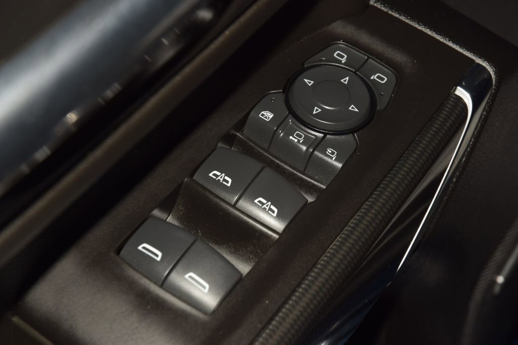 Used 2021 GMC Sierra 2500 AT4 w/ AT4 Premium Plus Package AWD/4WD image 45