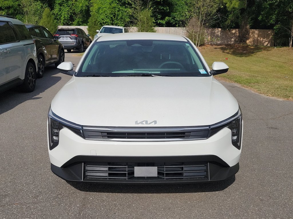 New 2026 Kia K4 FWD image 2