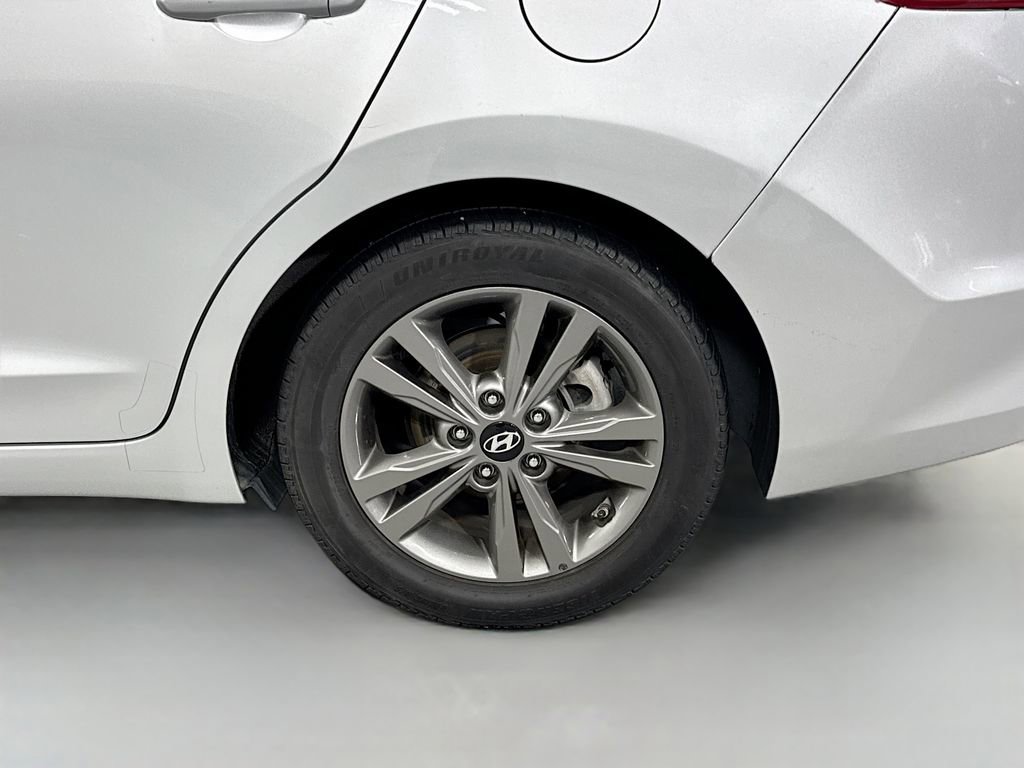 Used 2018 Hyundai Elantra SEL image 11