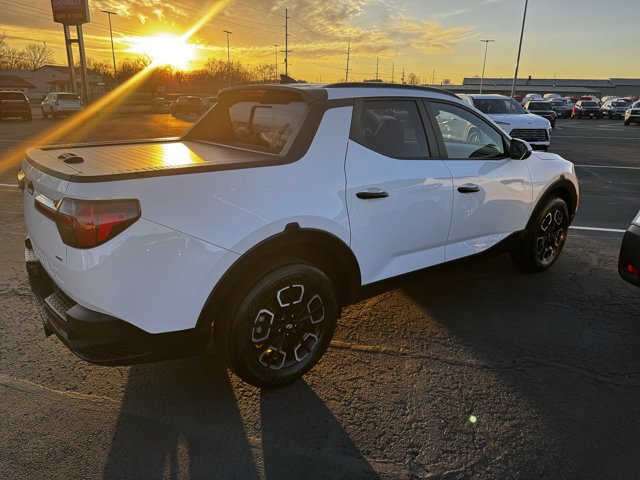 Used 2024 Hyundai Santa Cruz SEL w/ Activity Package image 2