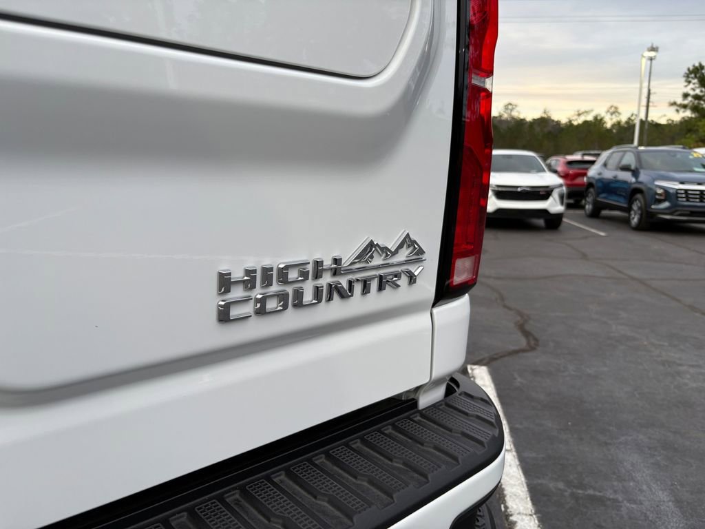 New 2025 Chevrolet Silverado 2500 High Country w/ Technology Package image 9