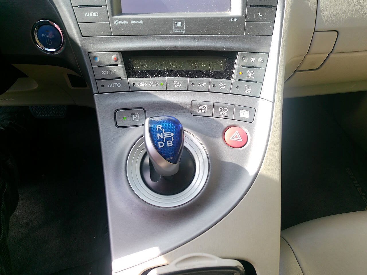 Used 2013 Toyota Prius Five FWD image 38