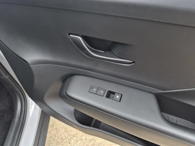 Used 2026 Hyundai Kona SEL Sport FWD image 13