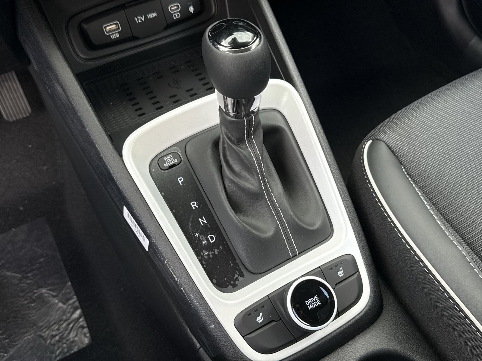 New 2026 Hyundai Venue SEL FWD image 22